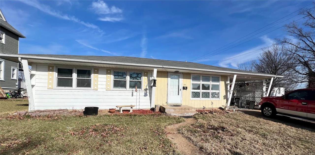 320 West Clement Street - Photo 1
