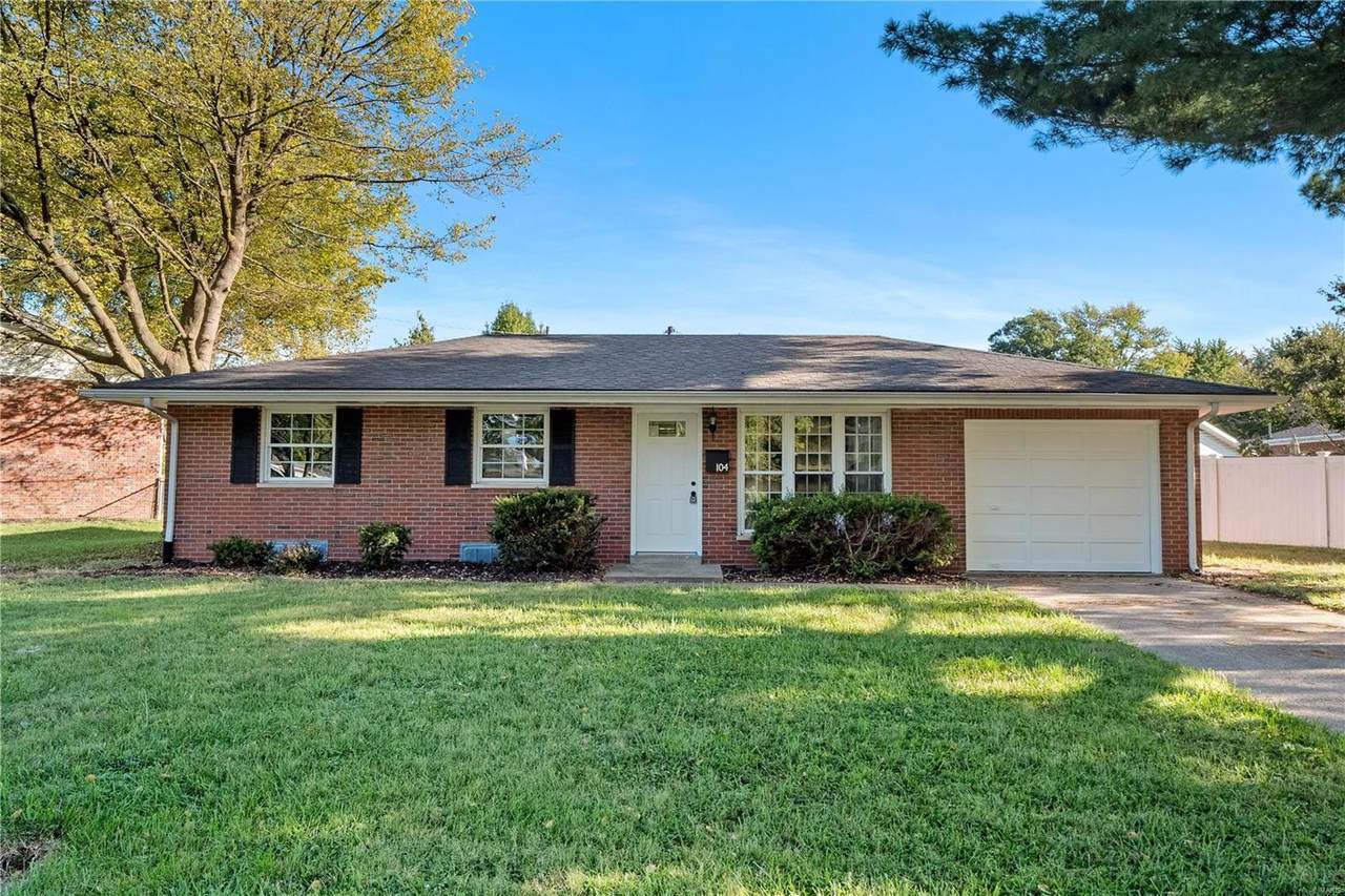 104 Jackson - Photo 1