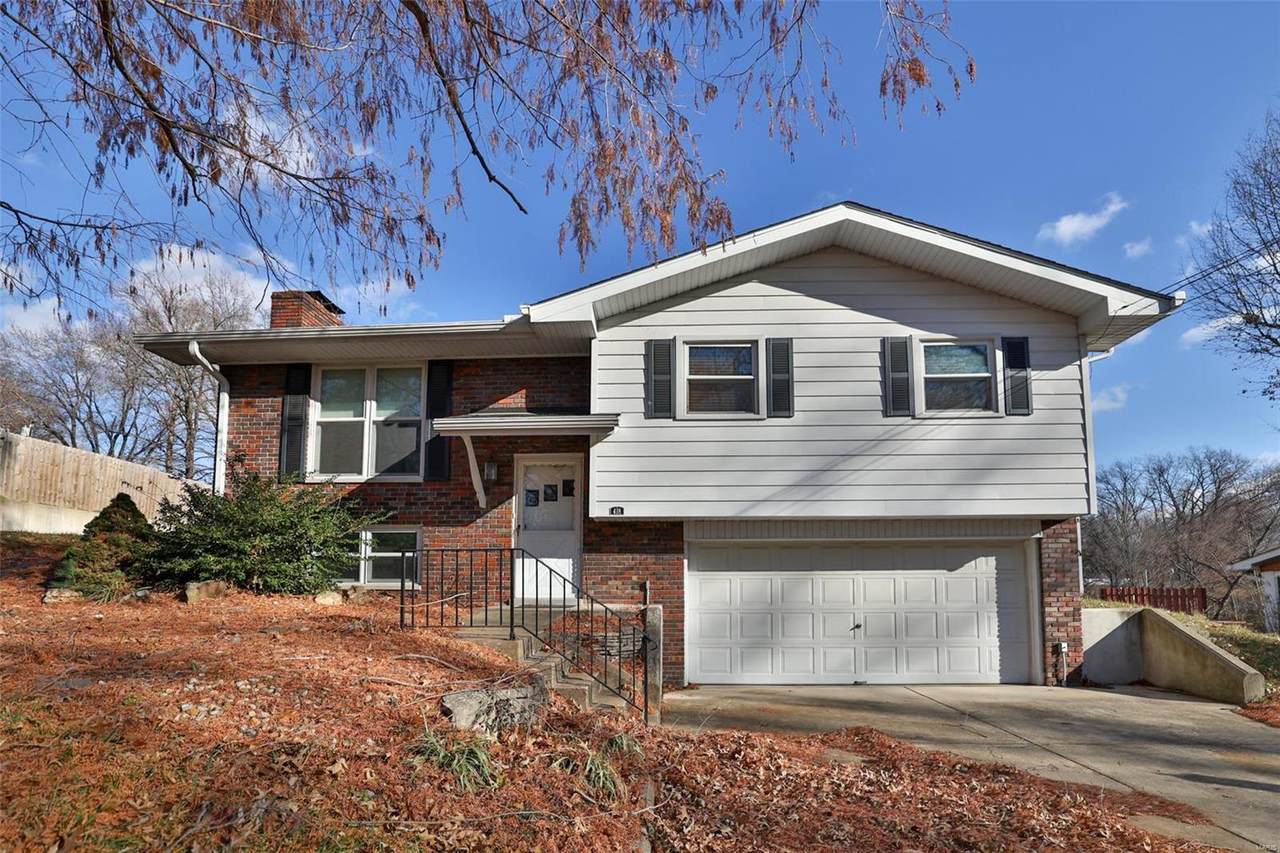 418 Circle Drive - Photo 1