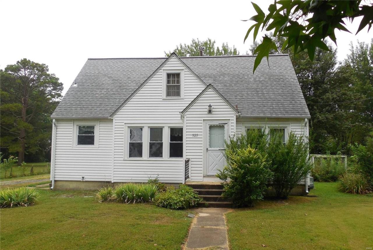 925 Lyon Street - Photo 1