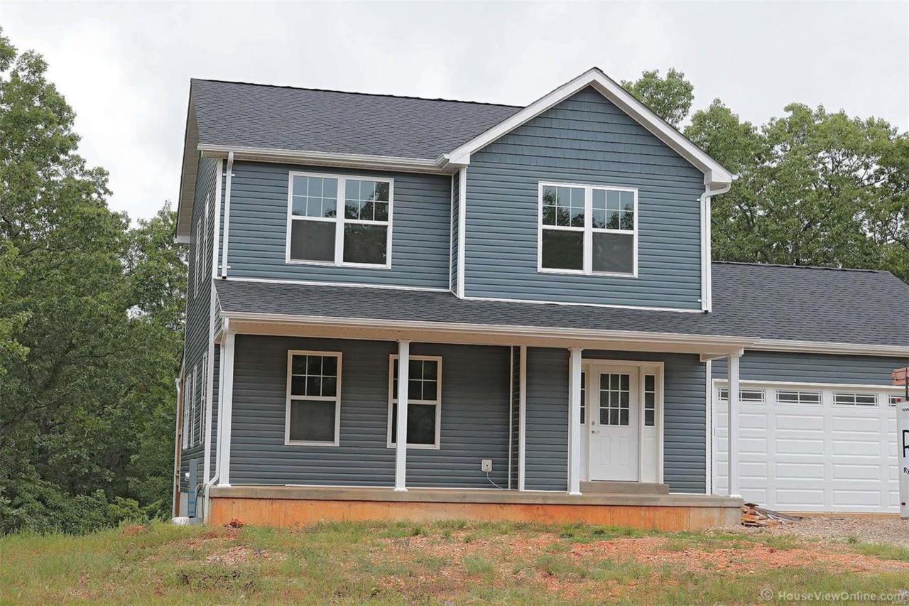 1744 Capri Drive - Photo 1