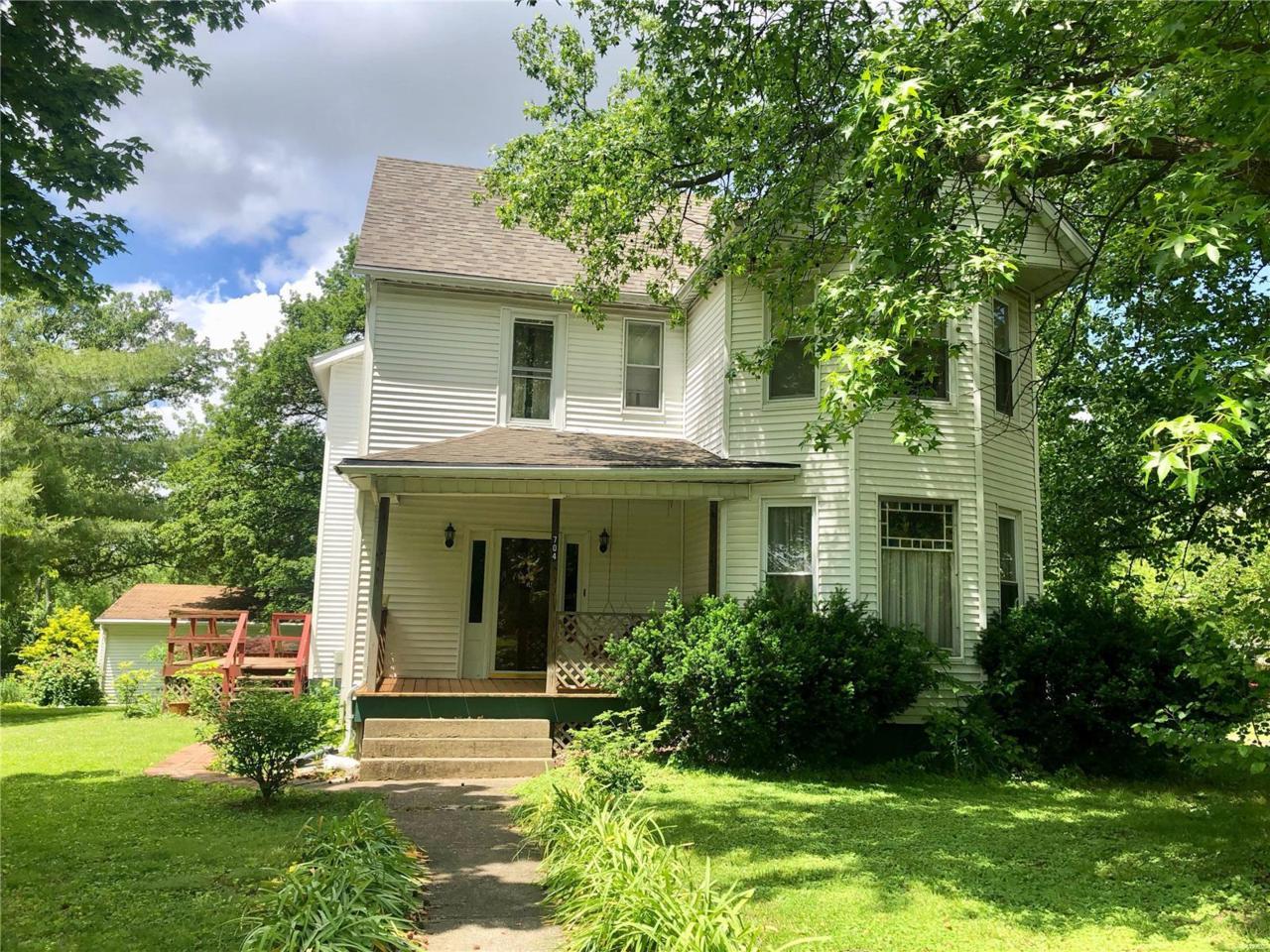704 St Louis Street - Photo 1