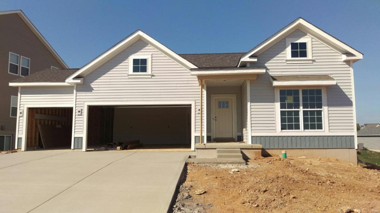 4007 Riverdell Drive - Photo 1