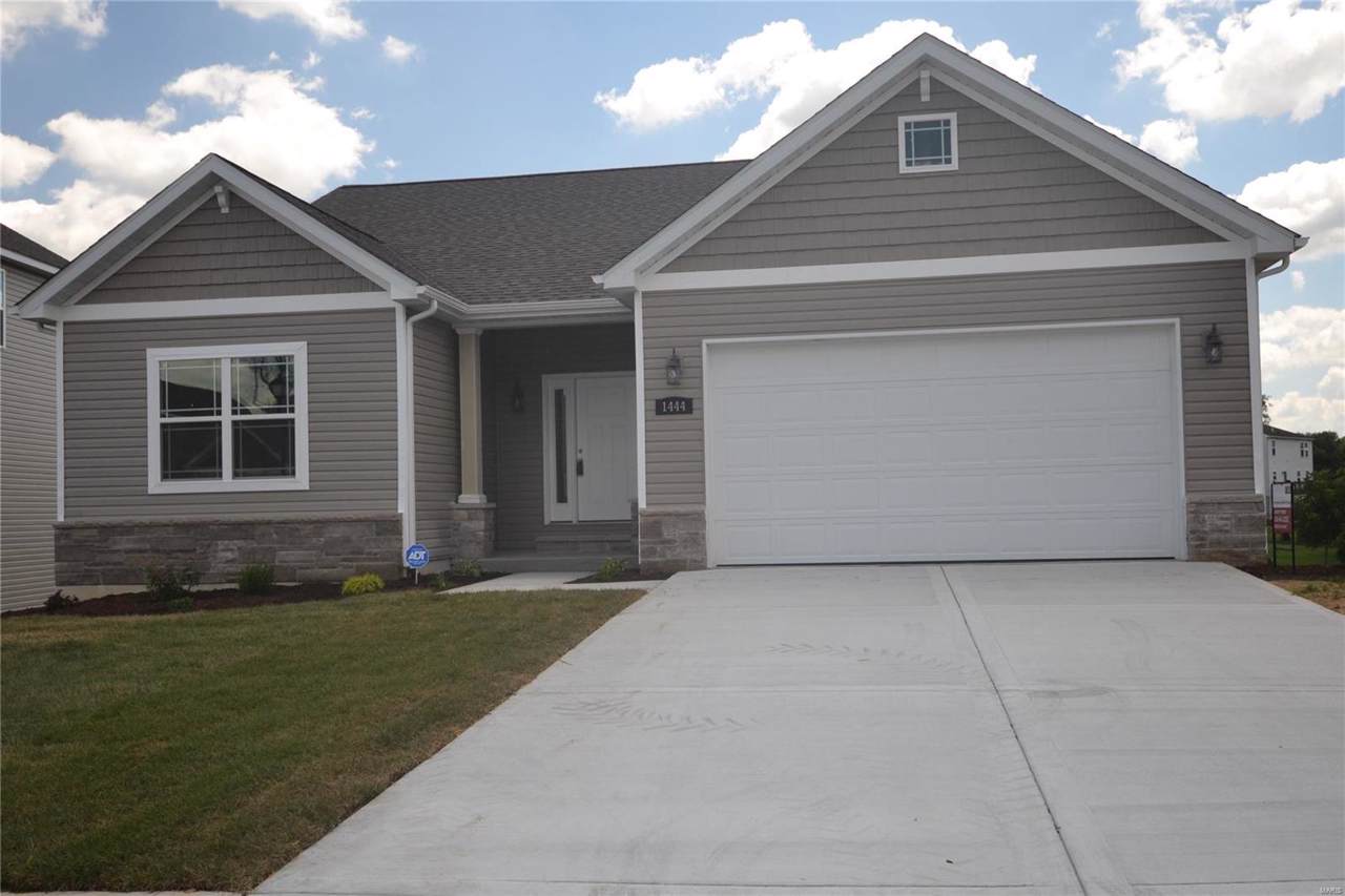 1444 Fairwood Drive - Photo 1