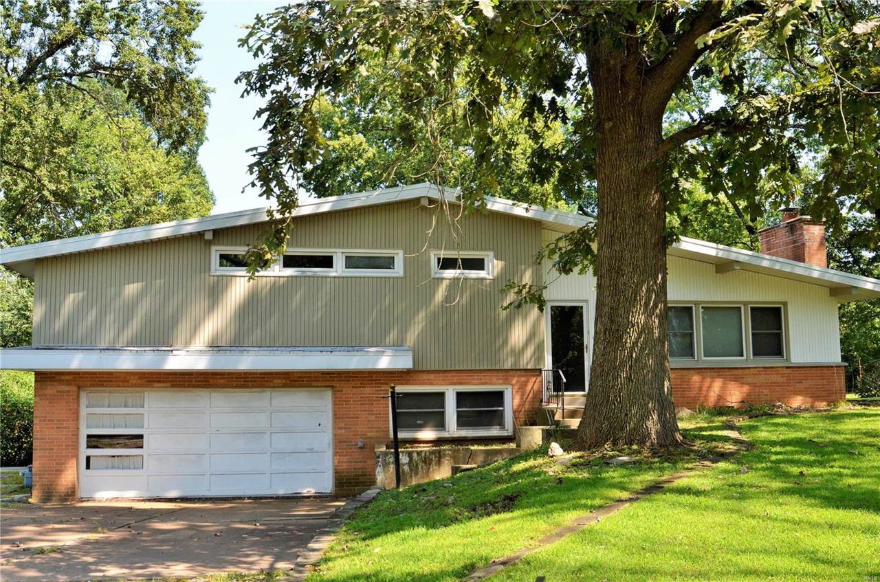 124 Hillwood - Photo 1