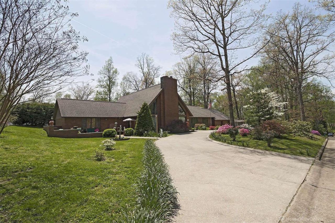 1011 Jackson Trail - Photo 1