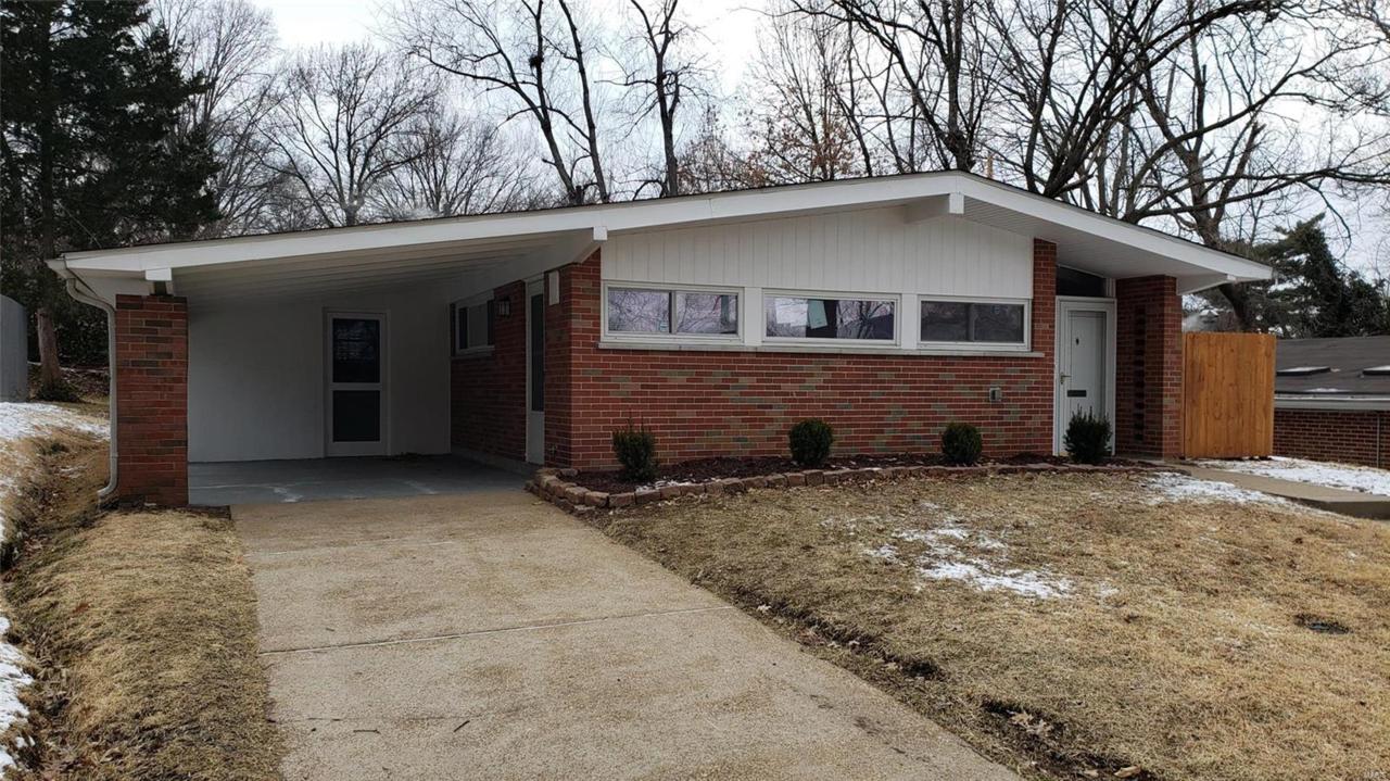967 Warder Avenue - Photo 1