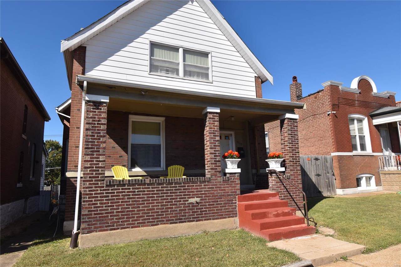 4715 Morganford - Photo 1