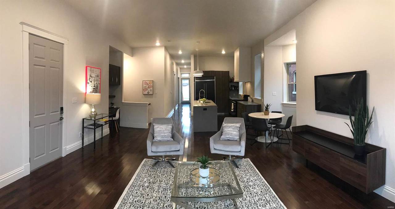 4237 Laclede Avenue - Photo 1