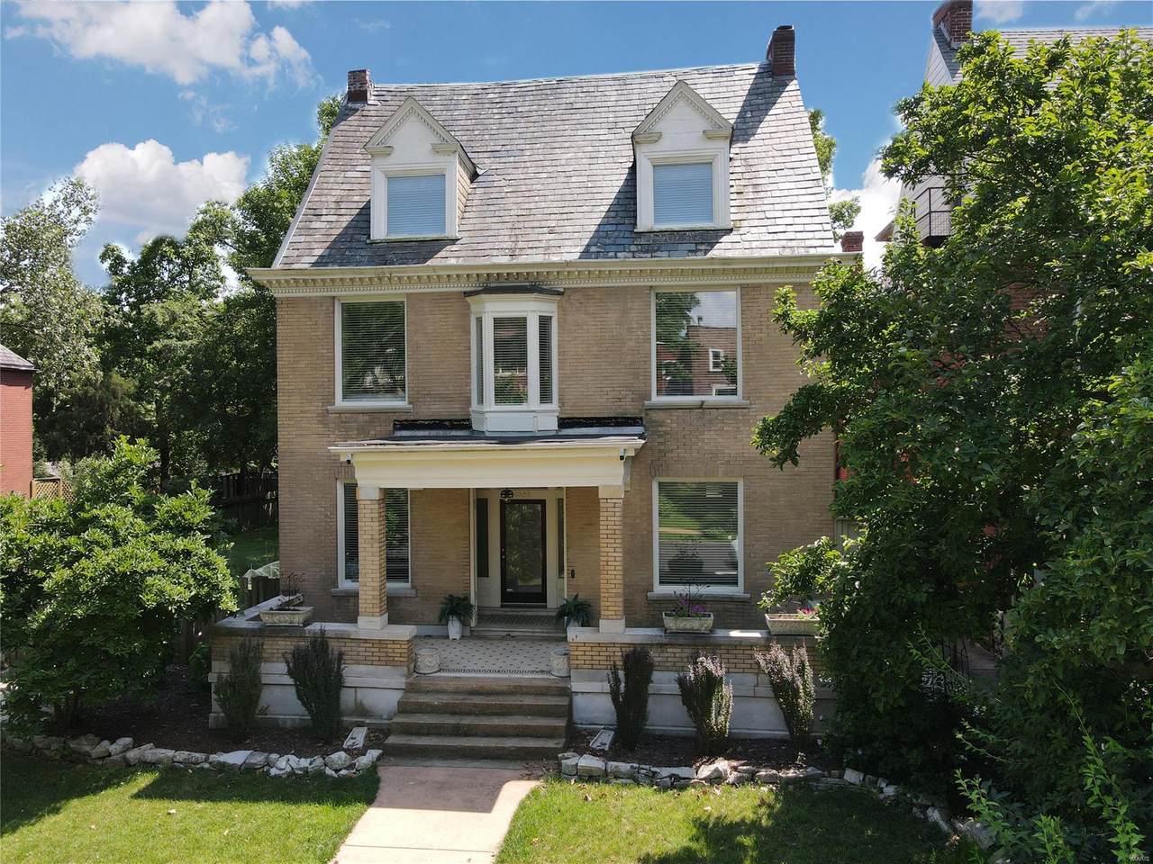 4358 Mcpherson Avenue - Photo 1