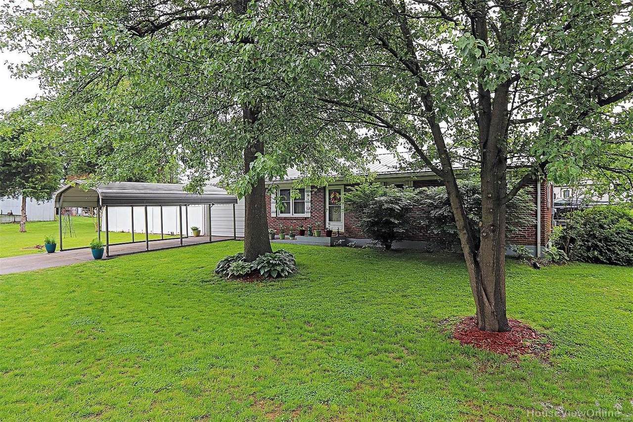 305 12th Street - Photo 1