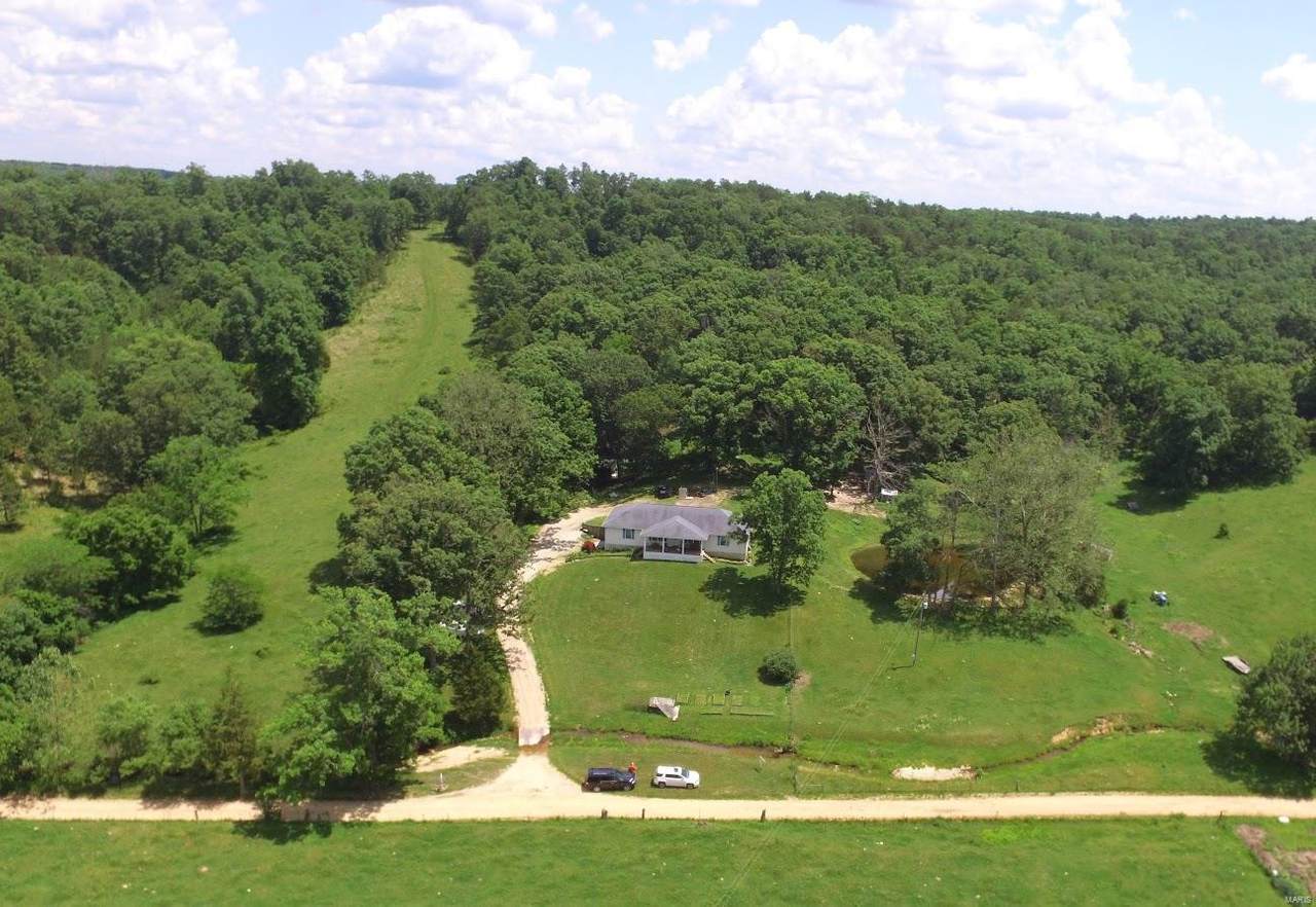 1128 County Road 942 - Photo 1