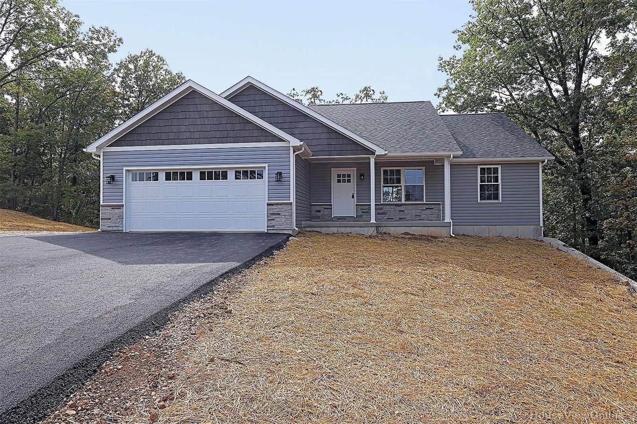 1185 Riverwood - Photo 1