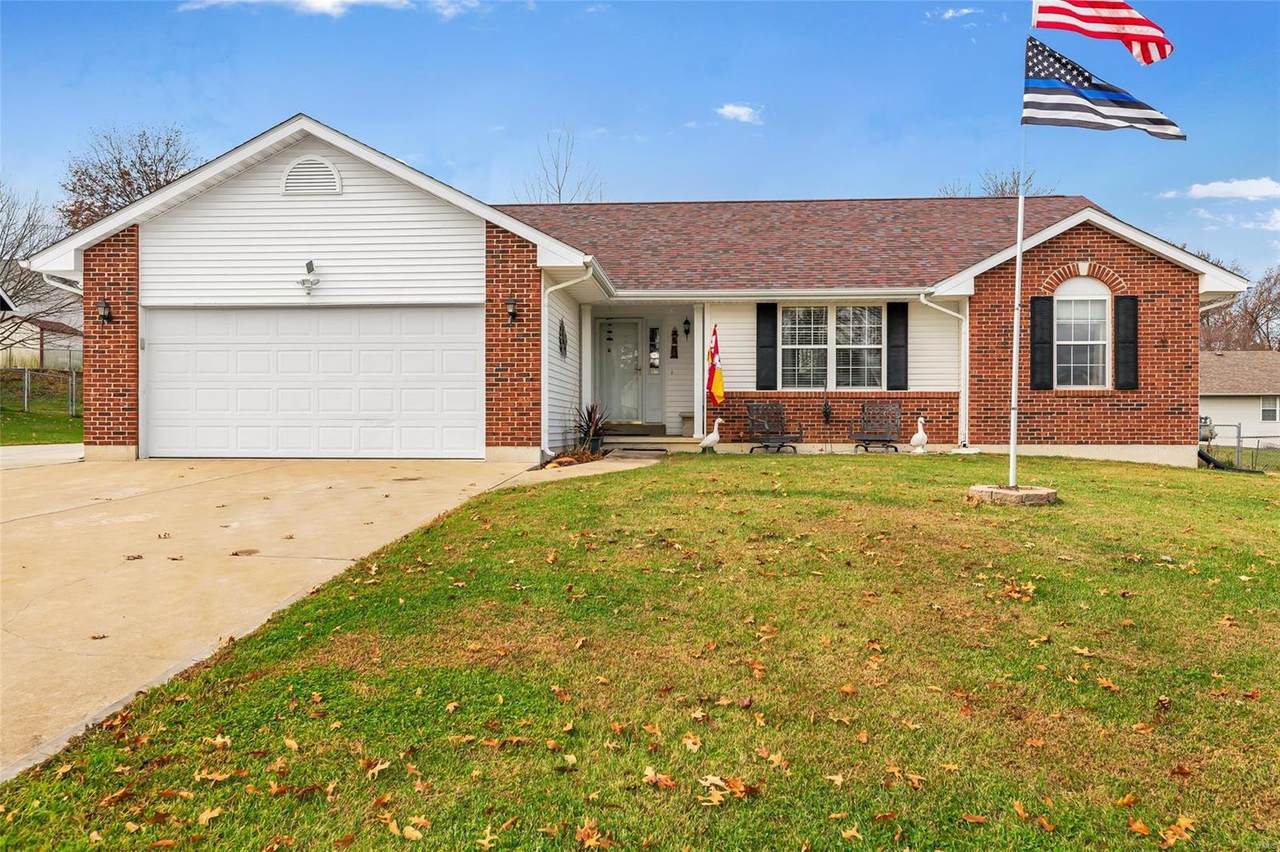 1225 Shingle Oak Court - Photo 1