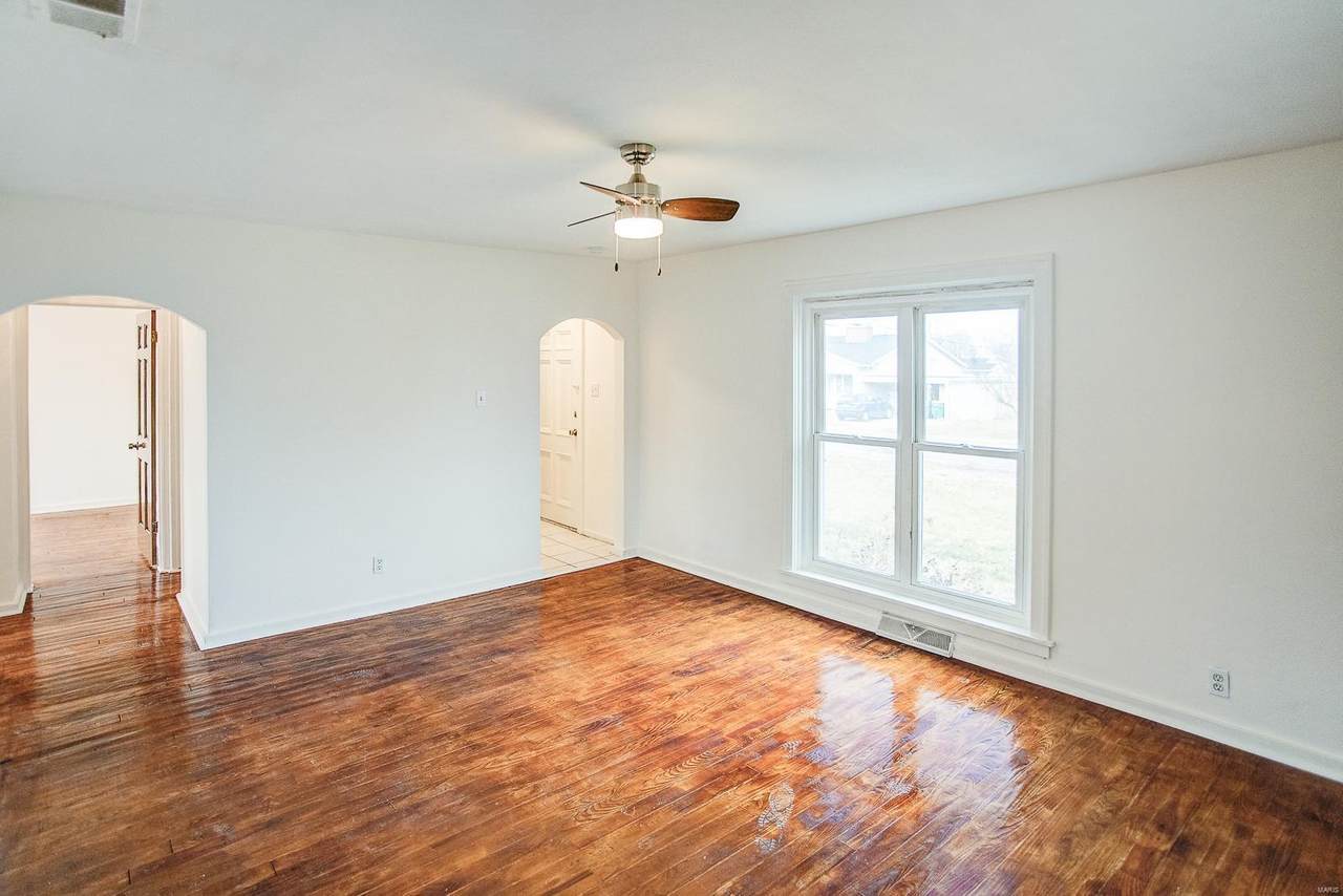 2204 Manley Avenue - Photo 1