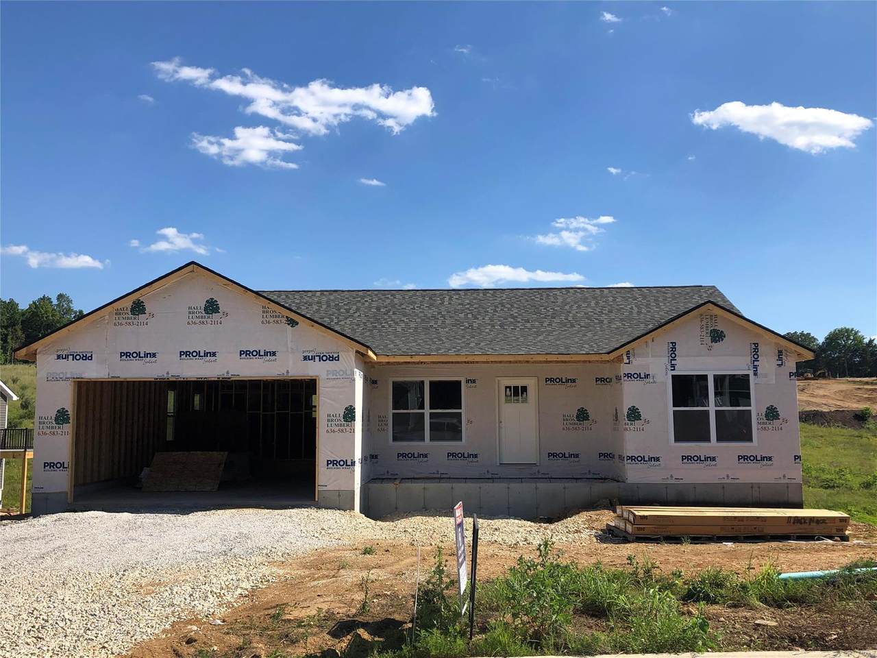 208 Boardwalk Court - Photo 1