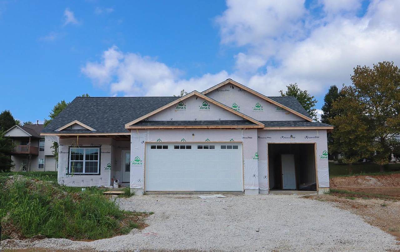 315 Star Lane - Photo 1