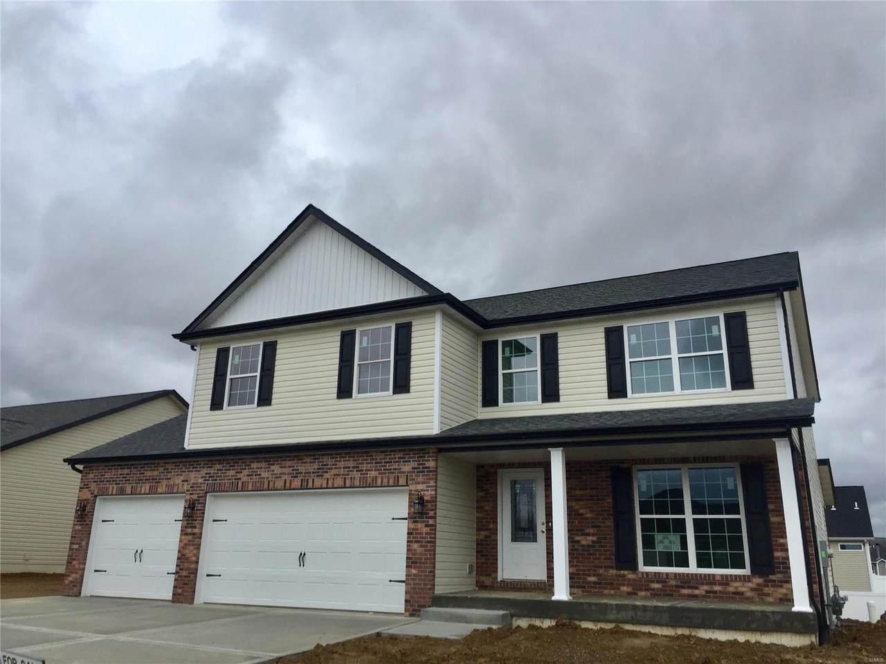 604 Monarch Drive - Photo 1