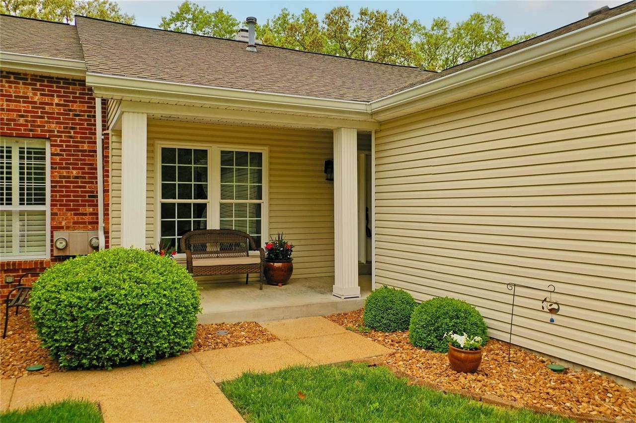 552 Oak Ridge Trails Ct - Photo 1