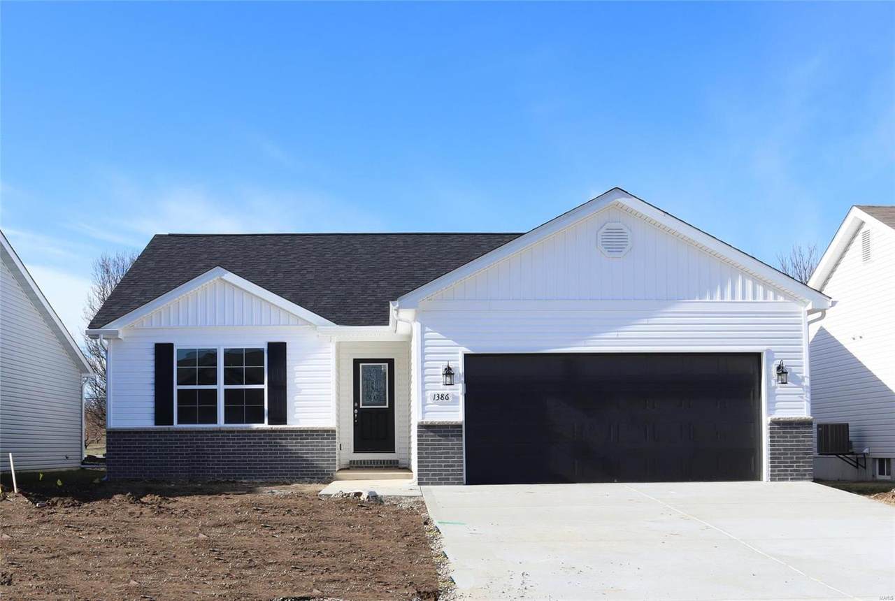 1386 Orchard Lakes Cirlce - Photo 1