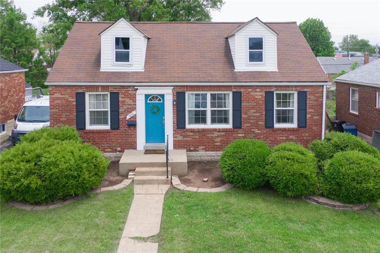 8712 Charlton - Photo 1
