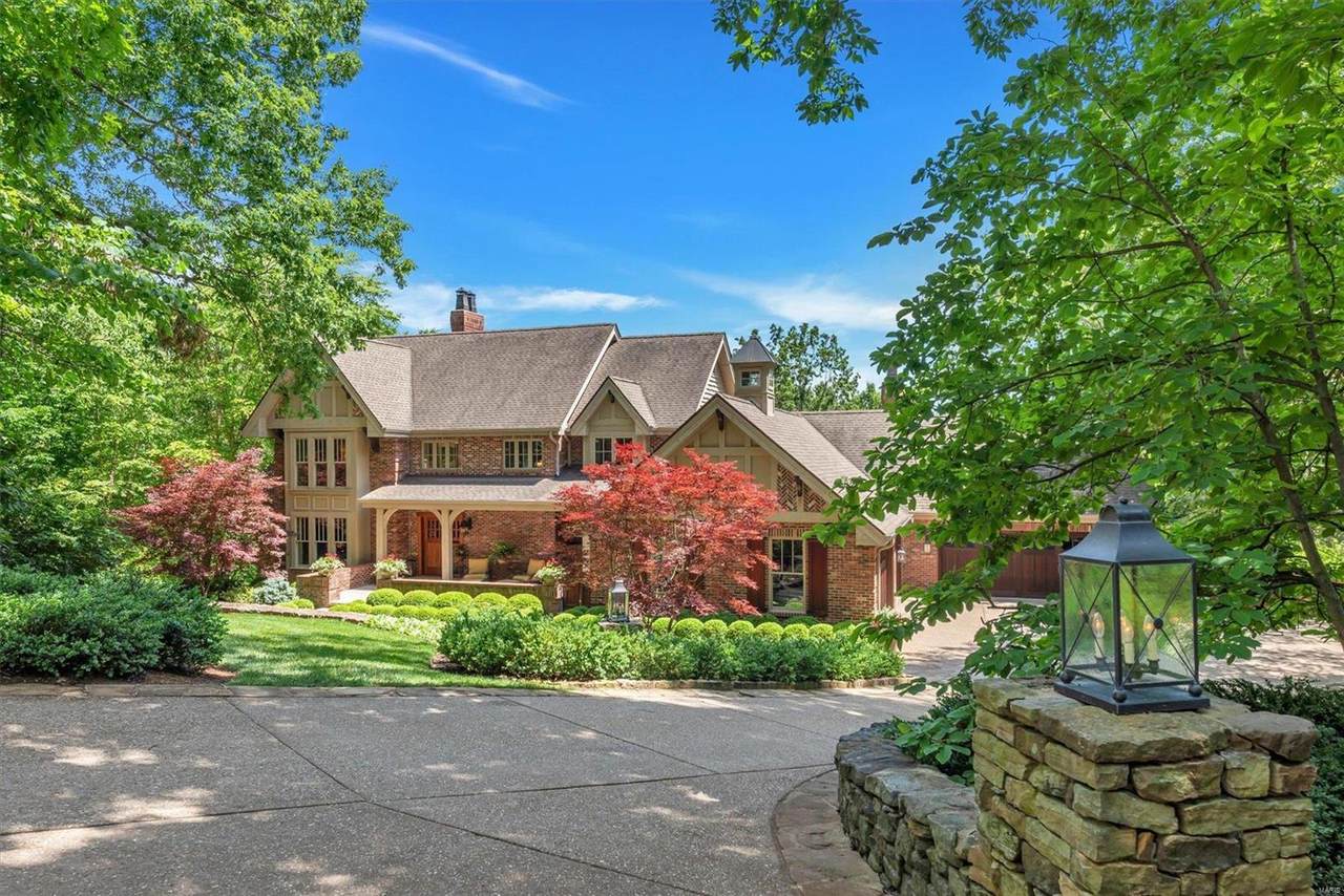 311 Larimore Valley Drive - Photo 1