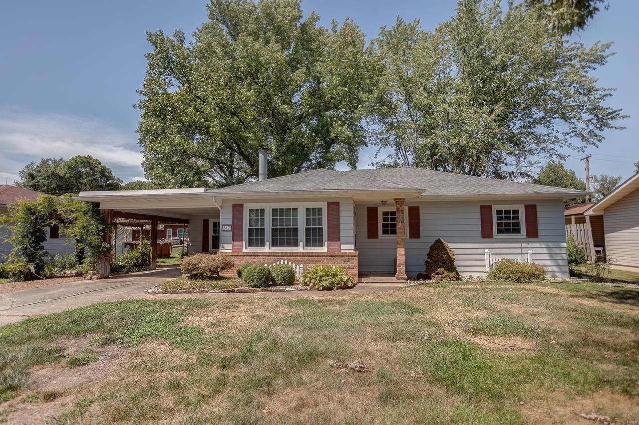 317 Field Drive - Photo 1