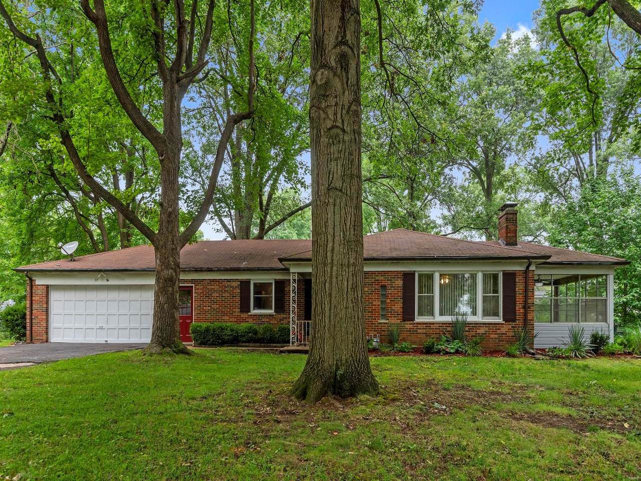 27 Narcissus Drive - Photo 1