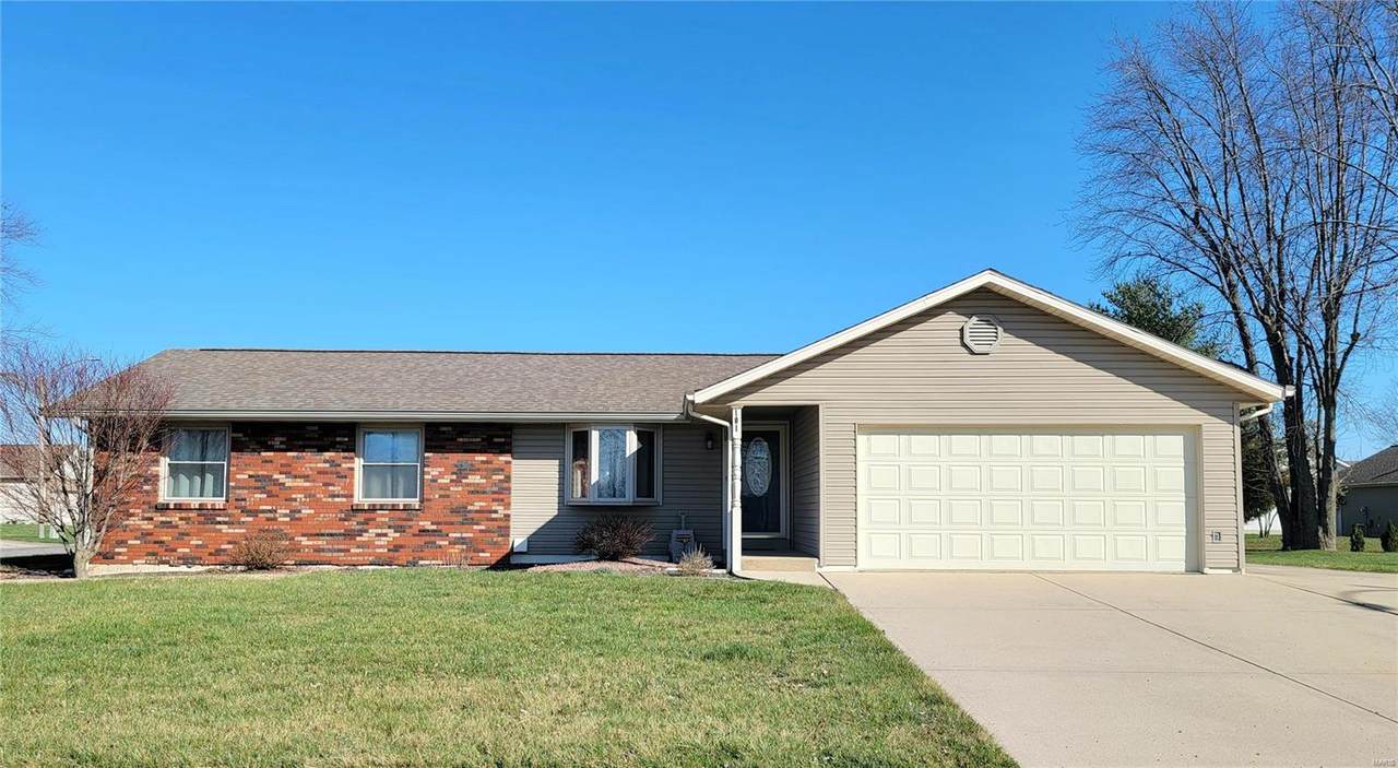 101 Colonial Drive - Photo 1