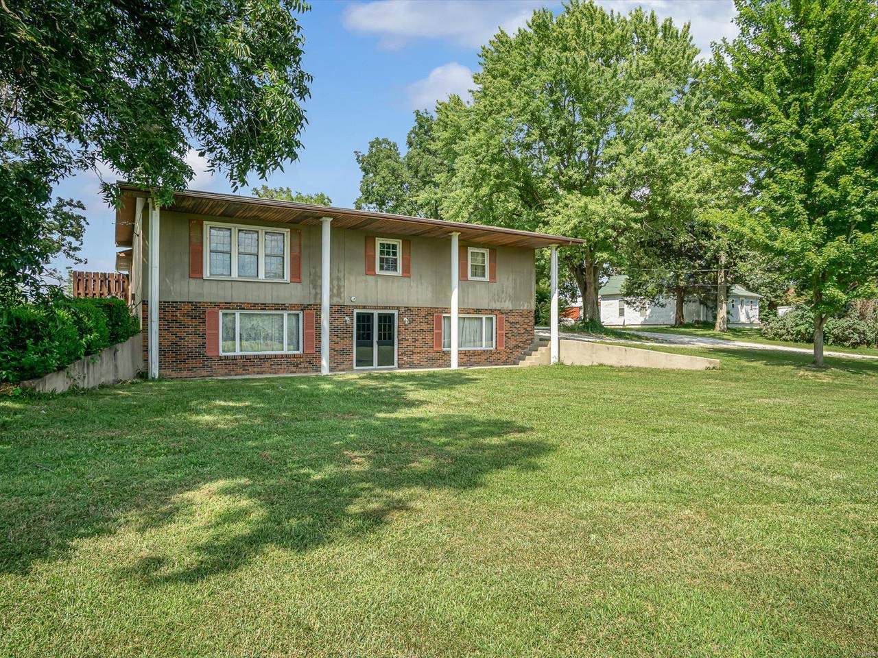 11333 Eiff Road - Photo 1
