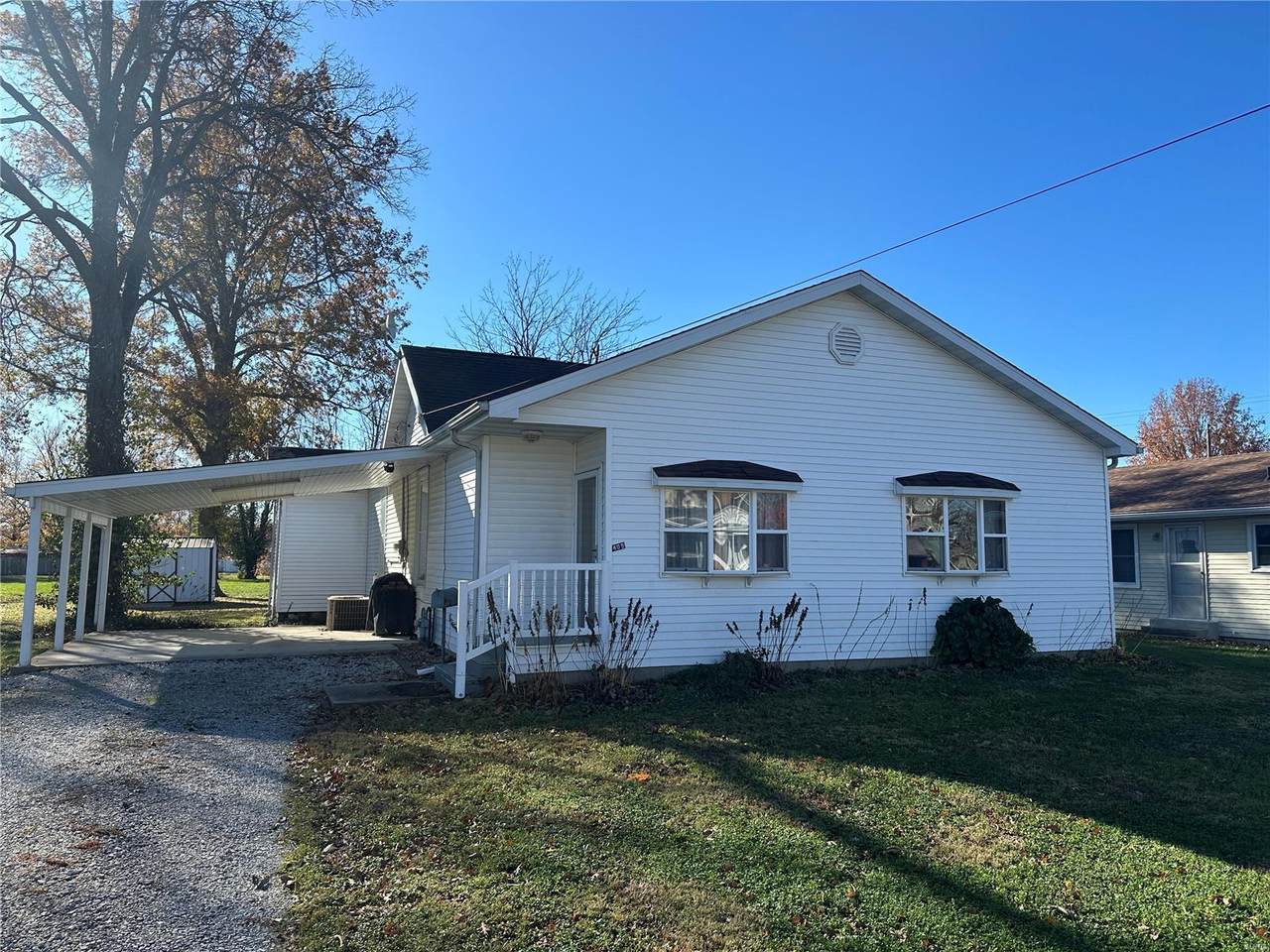 409 2nd South Street - Photo 1