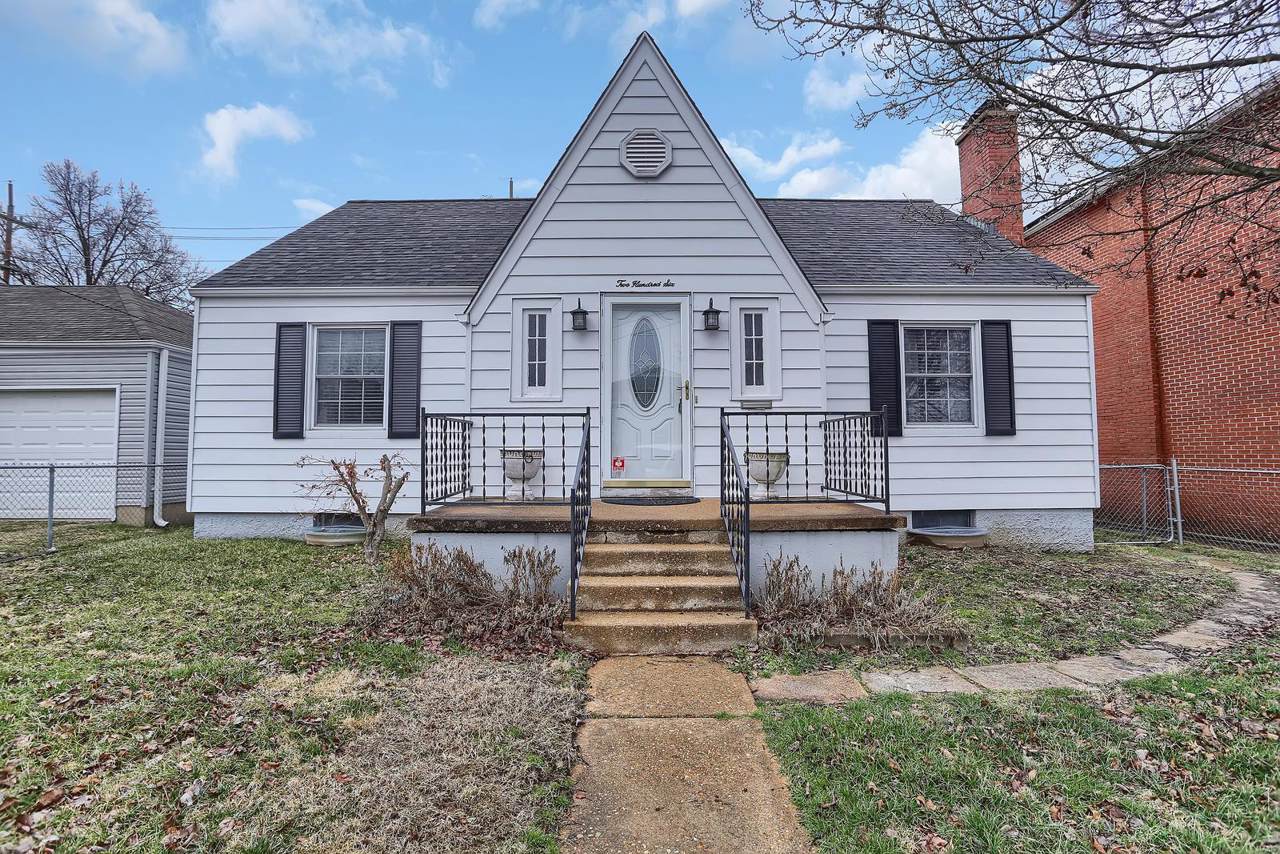 206 Columbus - Photo 1