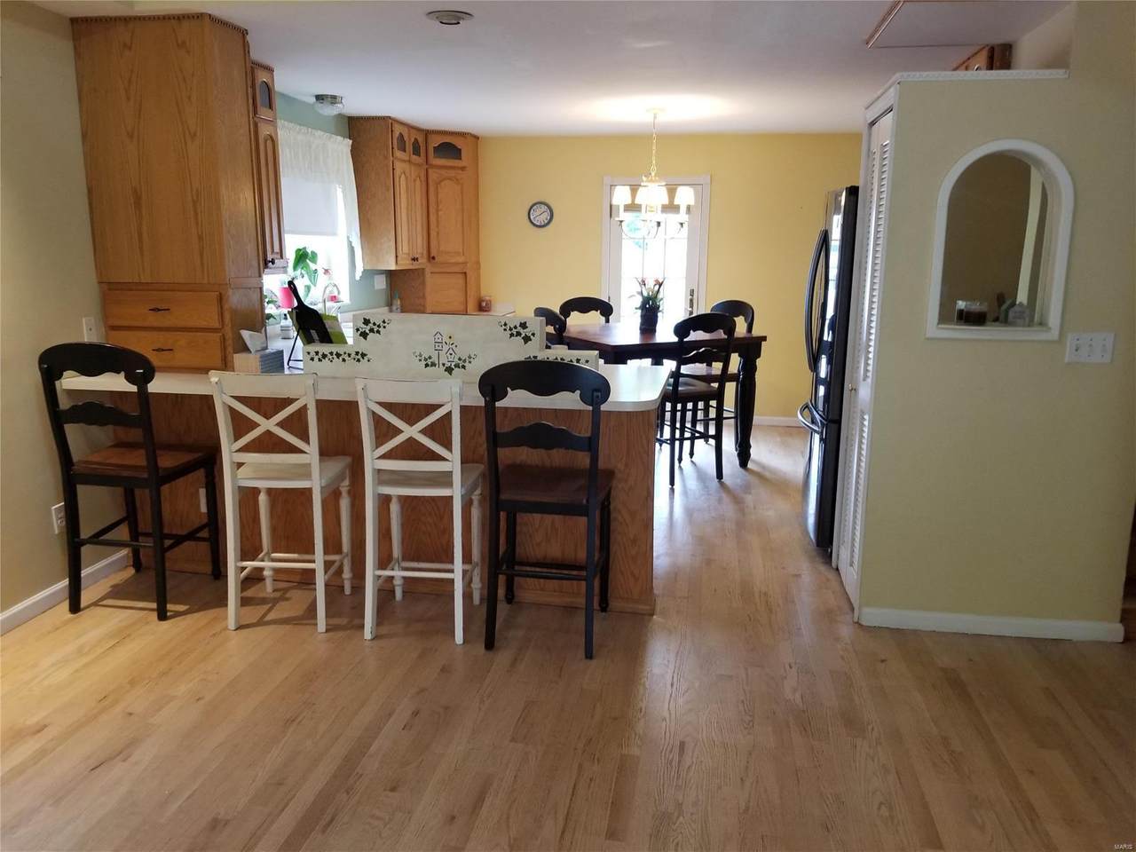 614 Indiana Avenue - Photo 1