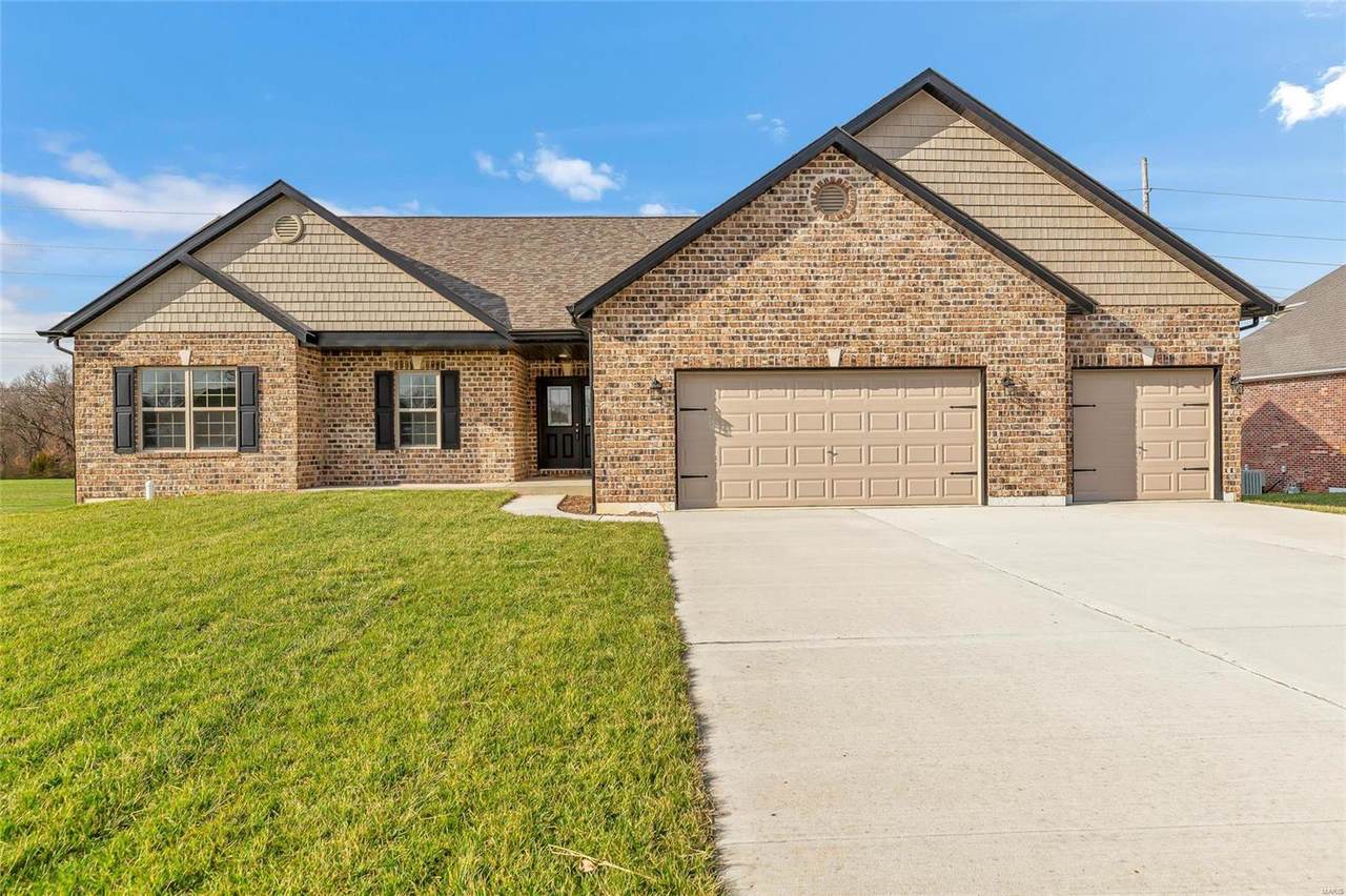 1525 Shadow Ridge - Photo 1