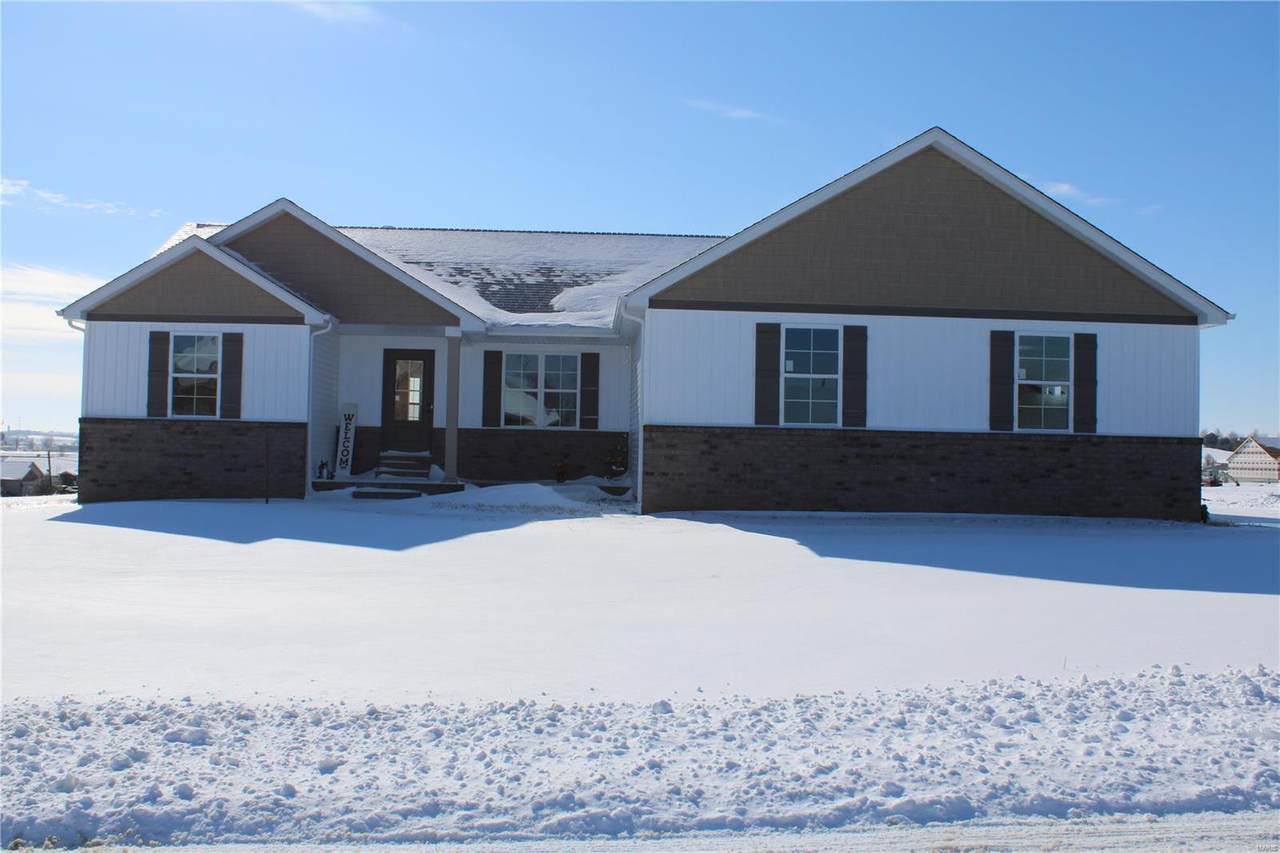 202 Carter Ridge Drive - Photo 1