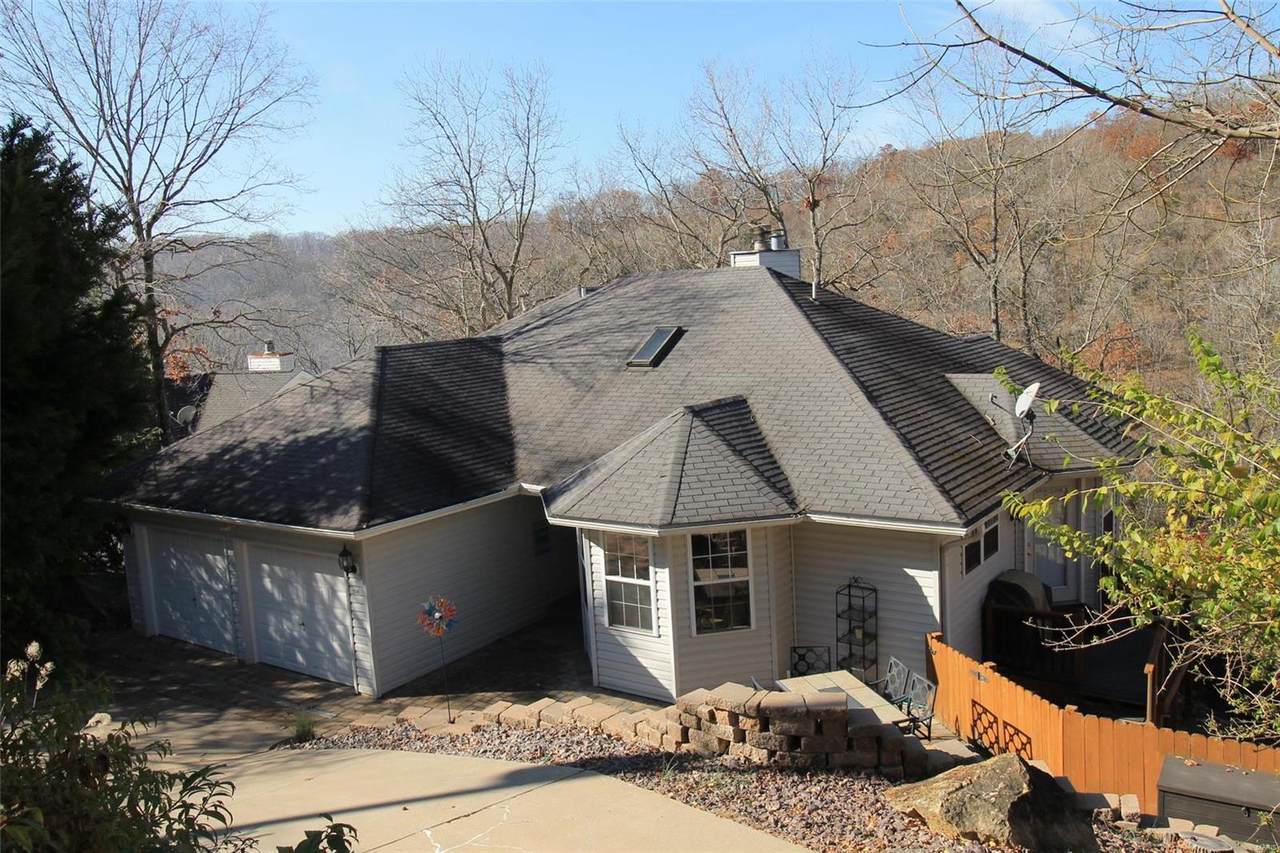 1045 Lancaster Way - Photo 1