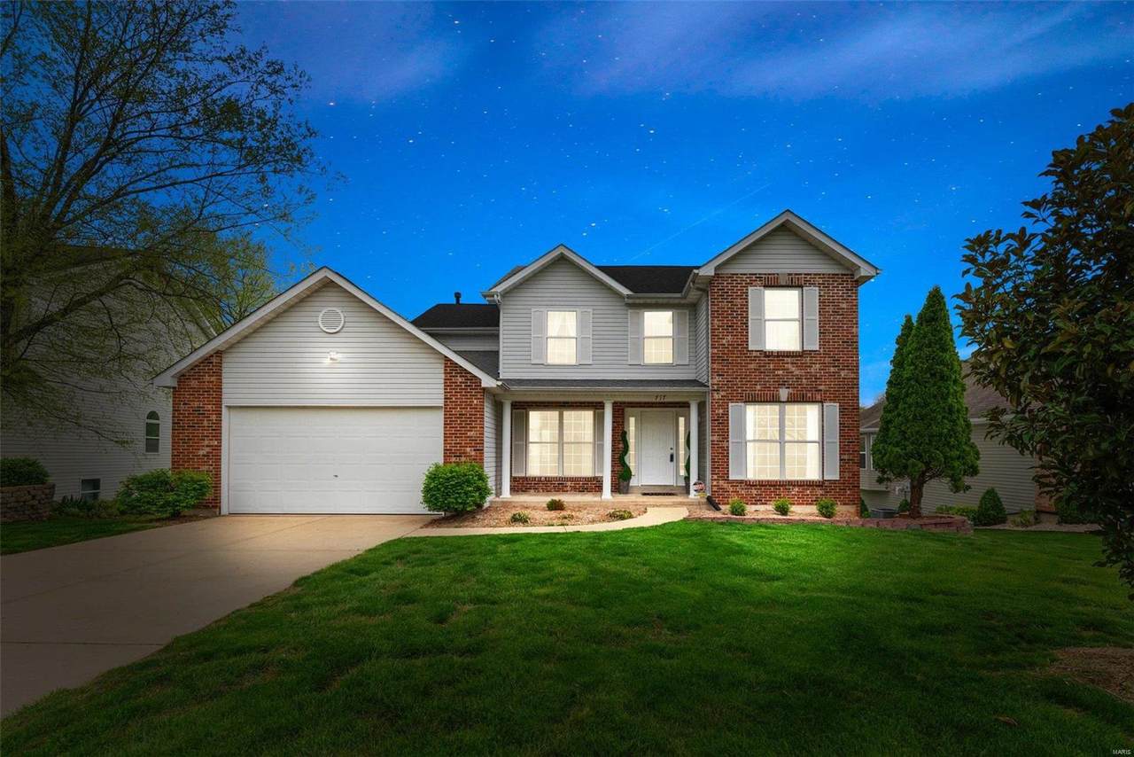 717 Pine View Court - Photo 1