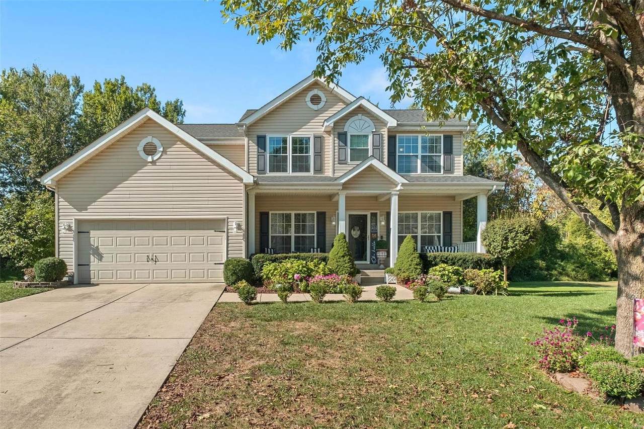 406 Terry Drive - Photo 1