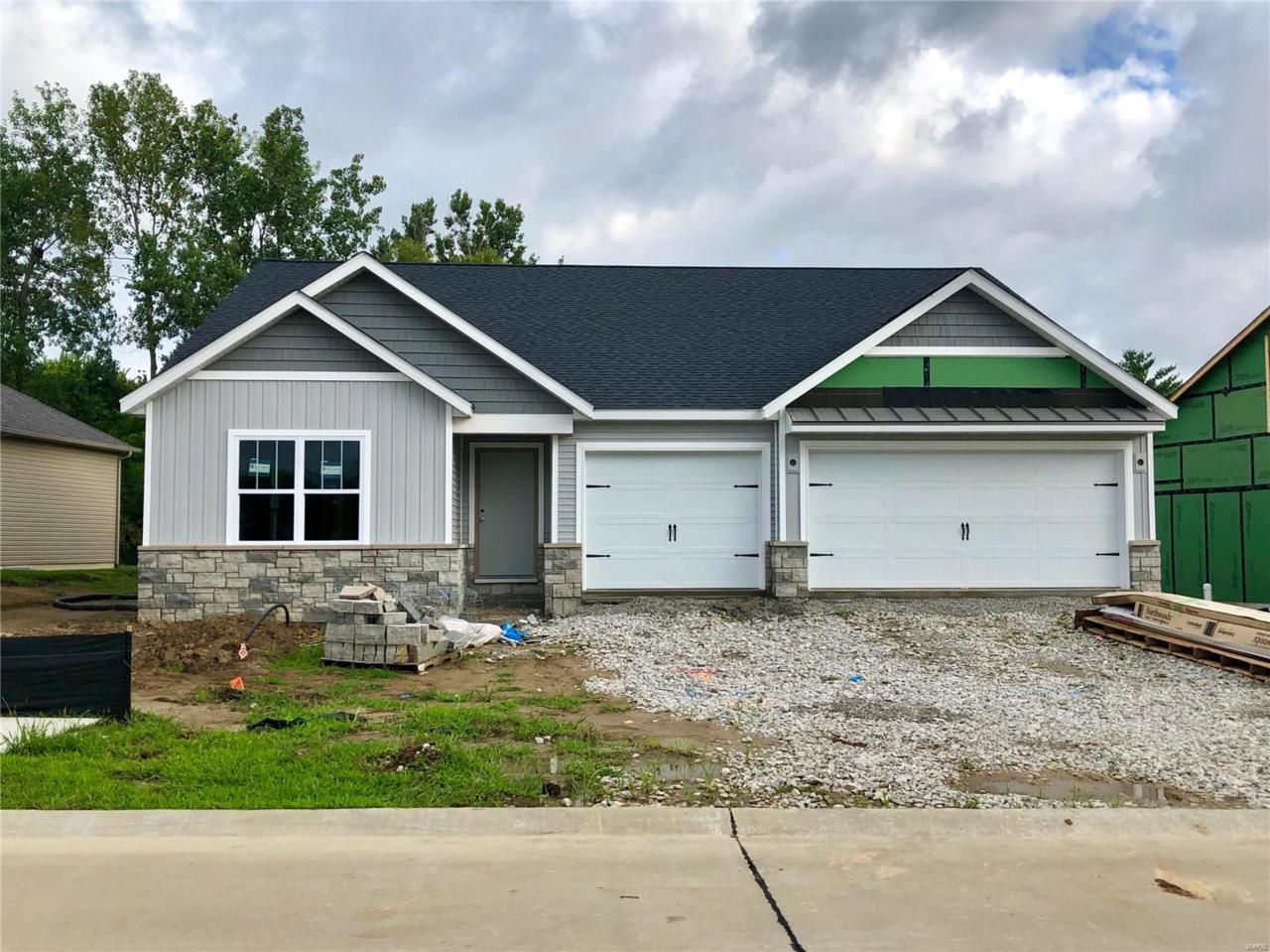 1865 Cloverdale Drive - Photo 1