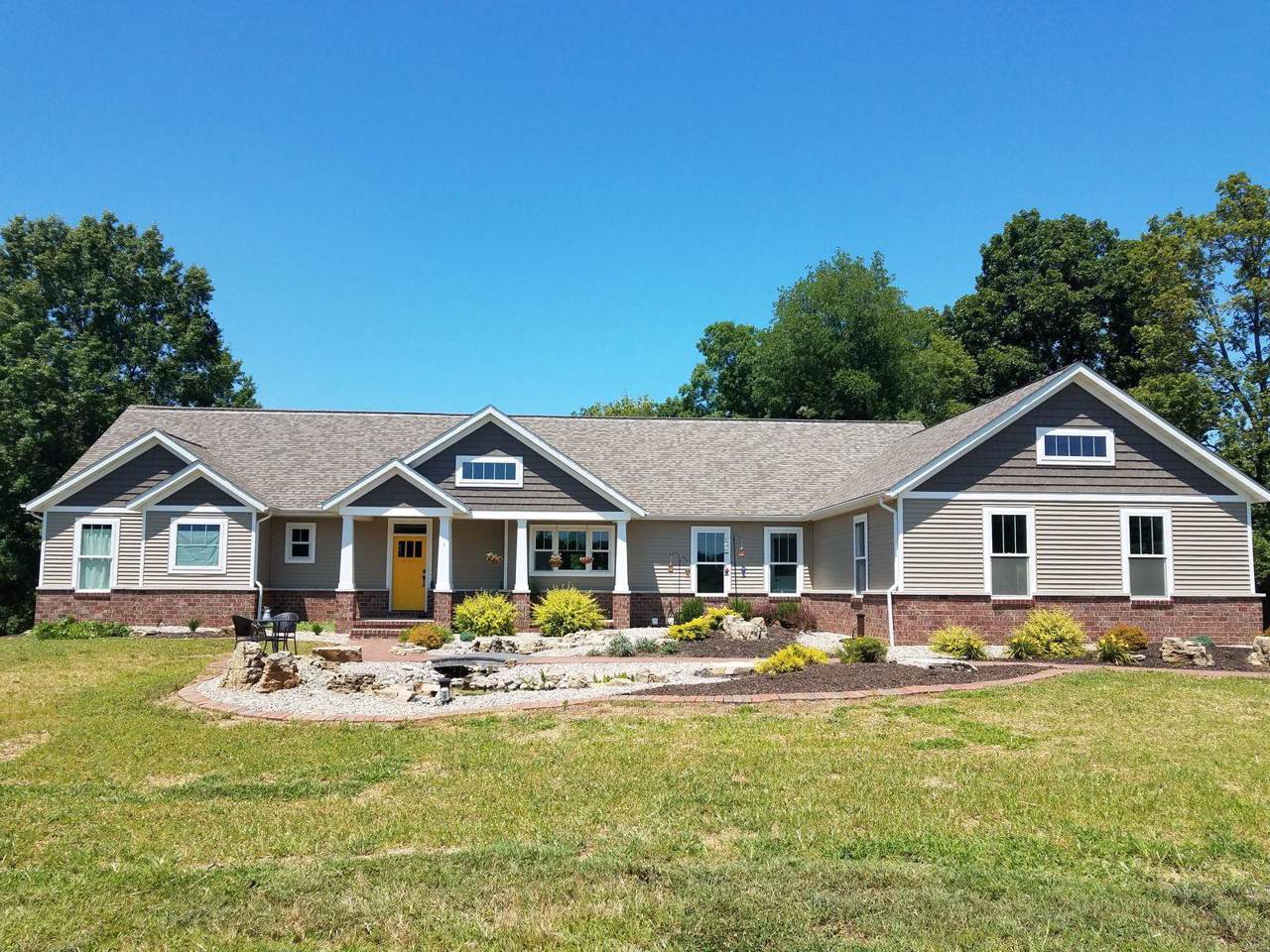 7633 Possum Hill Road - Photo 1