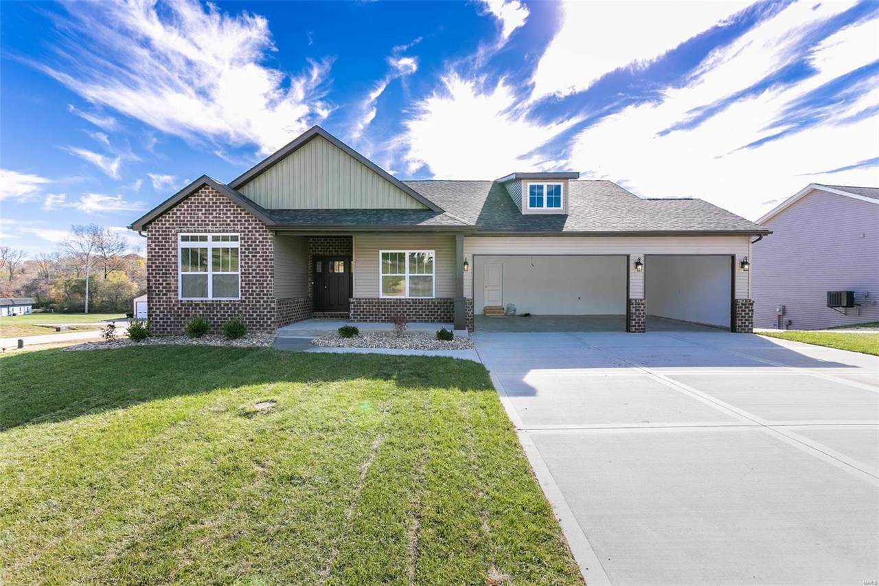 324 Star Ln. - Photo 1