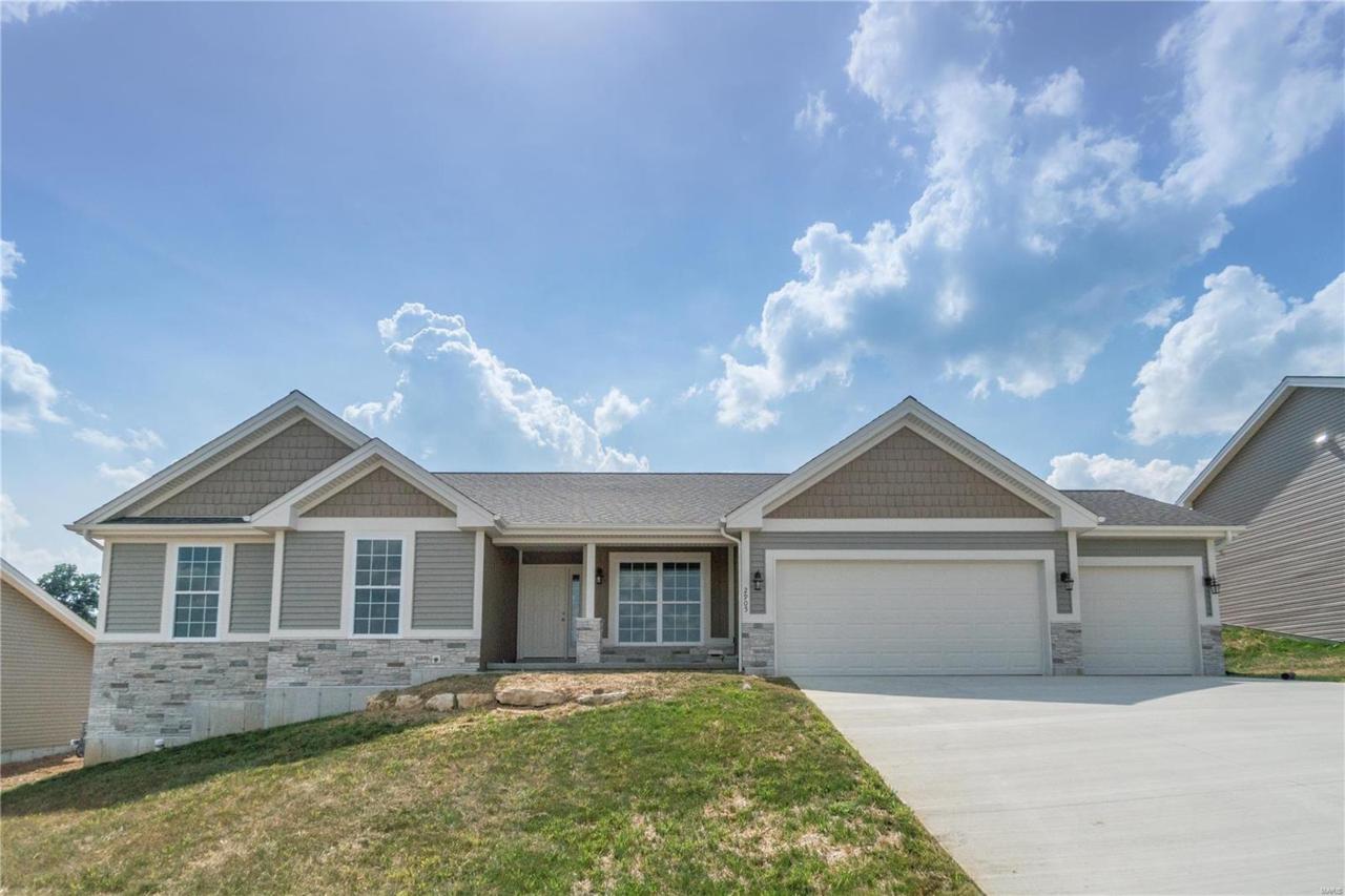 2905 Shirley Close Road - Photo 1