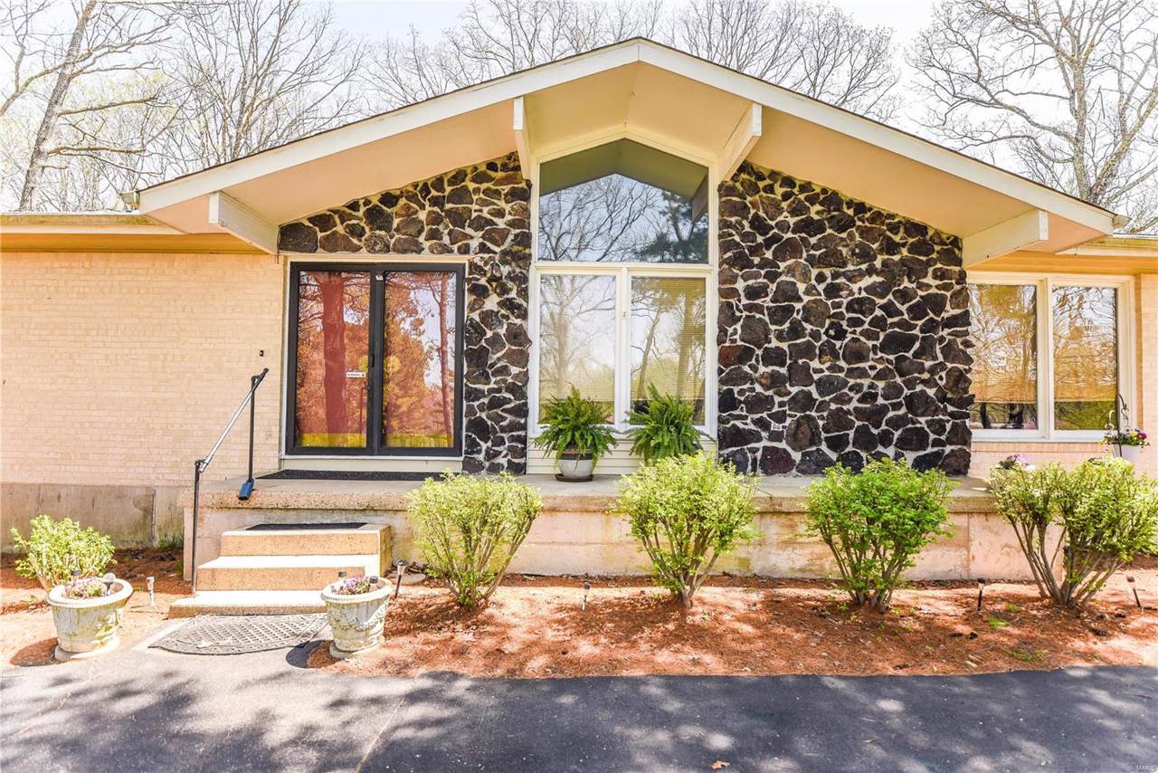 10180 County Road 3050 - Photo 1