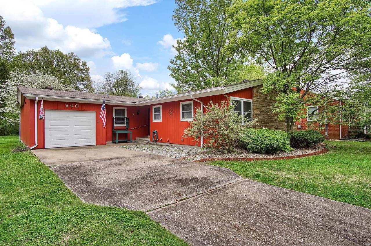 840 Wilson Drive - Photo 1