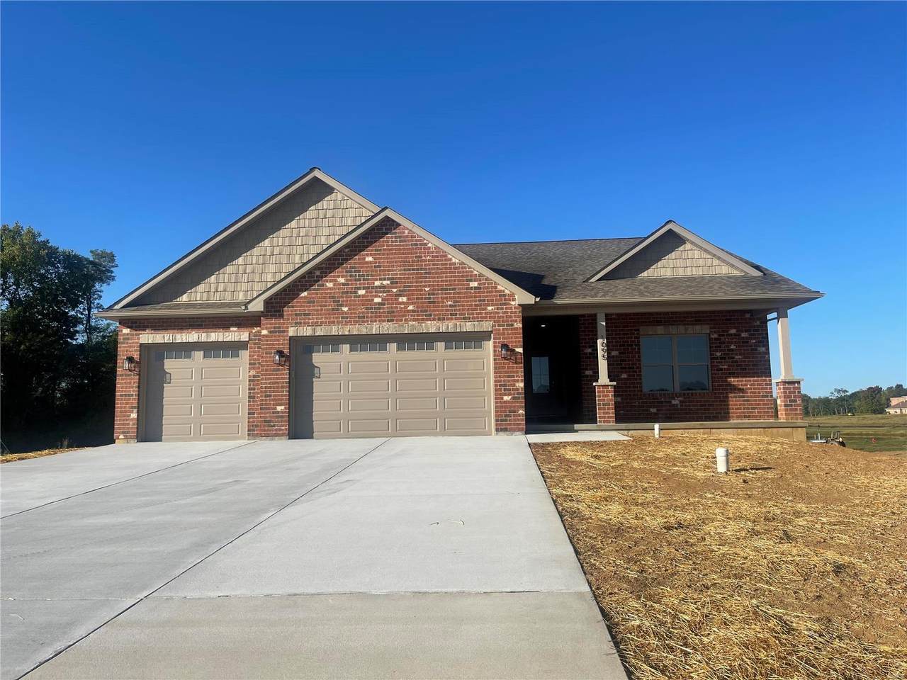 1095 Stonegate - Photo 1