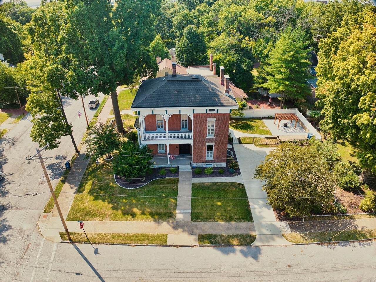549 12th Street - Photo 1