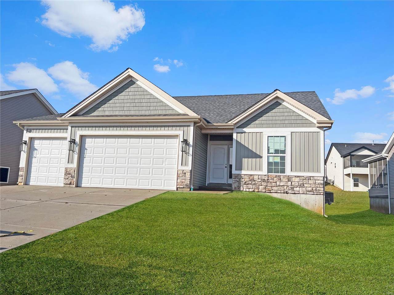 2913 Graham Road - Photo 1