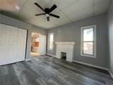 125 Helen Place - Photo 2