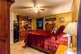 211 E Elm - Photo 23