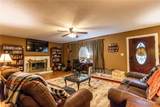 211 E Elm - Photo 4